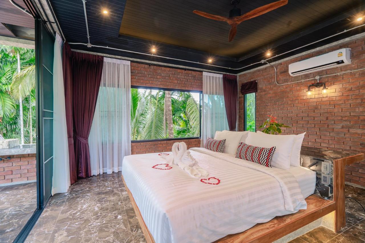 Grandfather Khaolak Resort Кхаулак Экстерьер фото